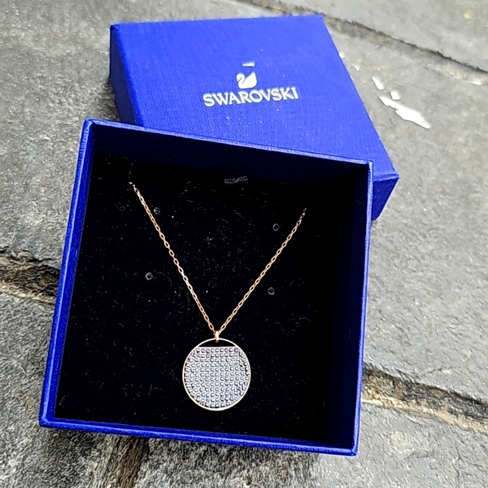 SWAROVSKI CRYSTAL BALL GOLDEN CHAIN NECKLACES WITH BLUE/PURPLE CIRCLE PENDANT